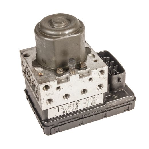 Блок ABS Toyota Corolla/ Fielder/ Runx/ Allex '00-'06/ Spacio '01-'07/ Will VS '01-'04 (1NZ-FE, 1ZZ-FE) 4WD контрактный