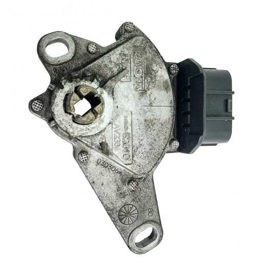 Селектор АКПП Toyota Corolla '00-'07/ Allex '01-'06/ Caldina '92-'02/ Caldina '97-'02/ Vitz '99-'05/ bB '00-'05/ Fielder '00-'06/ Funcargo '99-'05/ Gaia '98-'04/ Ipsum '96-'01/ Ist '02-'07/ Nadia '98-'03/ Platz '99-'05/ Probox '02-'14/ Runx '01-'06/ Spacio '01-'07/ Yaris '99-'05/ Yaris Verso '99-'05/ Will Cypha '02-'05/ Will Vs '01-'04/ Will Vi '00-'01 Контрактный TY0007NSS