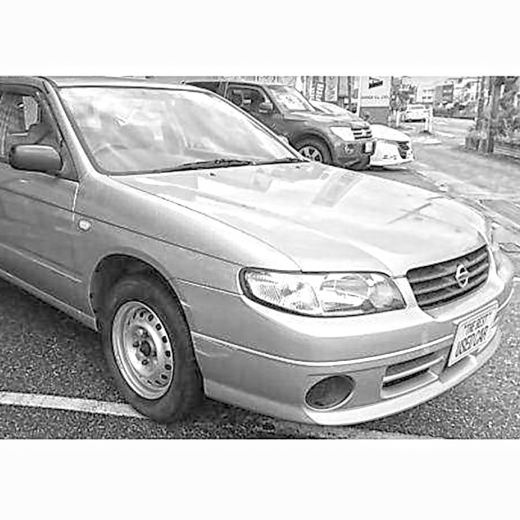Крыло переднее Nissan Expert '05-'07 правое под повторитель контрактное