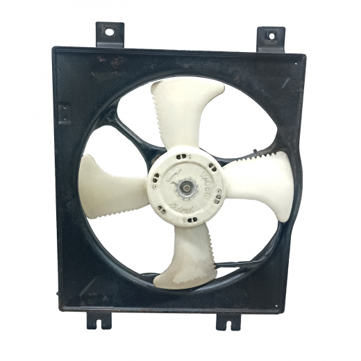 Вентилятор радиатора Mitsubishi Diamante '94-'02 (6G72, 6G73) правый A/C контрактный