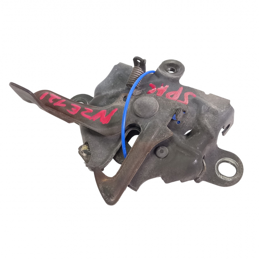 Замок капота Toyota Corolla '00-'04/ Allex '01-'02/ Allex '00-'04/ Fielder '00-'04/ Isis '04-'17/ Runx '01-'02/ Runx '00-'04 контрактный