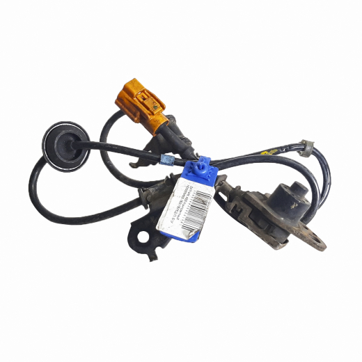 Датчик ABS Honda S-MX '96-'02/ Stepwgn '96-'01 передний левый контрактный