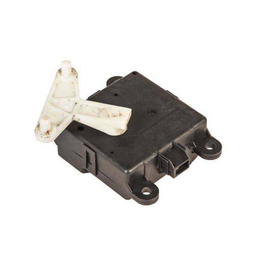 Сервопривод заслонок печки Nissan Bluebird Sylphy '00-'06/ Primera '01-'07/ Pulsar '99-'11/ Sunny '98-'04 Контрактный