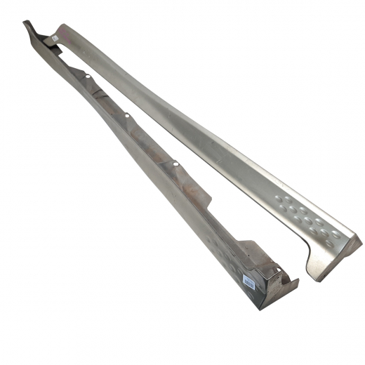 Накладки на порог Toyota Yaris Verso/ Funcargo '99-'05 комплект контрактный