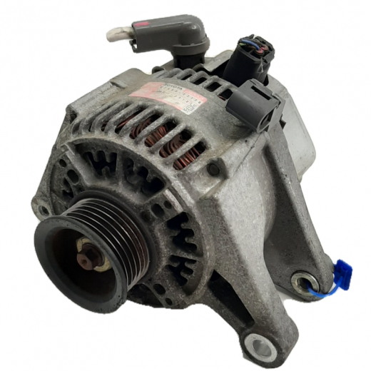 Генератор двигателя Toyota Premio/ Allion '01-'07/ Caldina '02-'07/ Allex/ Corolla/ Fielder/ Runx '02-'06 (1ZZ-FE) квадратный разъем, 4 конт. Контрактный 09.2002 - 10.2006