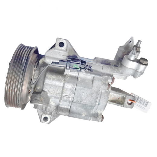 Компрессор кондиционера Nissan Tiida/ Latio '04-'12 (MR18DE) контрактный