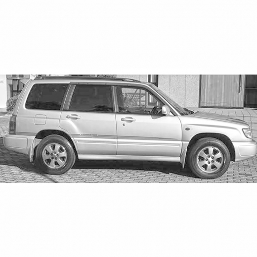 Стекло боковое в кузов Subaru Forester '96-'02 заднее правое контрактный