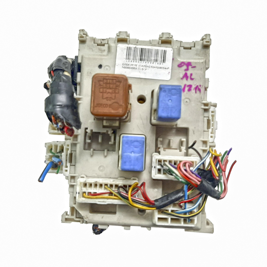 Блок реле (салон) Nissan Primera '03-'06 Контрактный