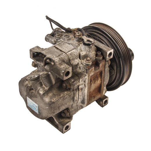 Компрессор кондиционера Mazda Demio '02-'07/ Verisa '04-'15 (ZY-VE, ZJ-VE) 4WD контрактный