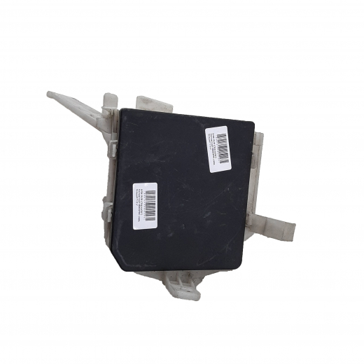 Блок реле (под капот) Nissan AD/ Expert/ Nv150 '05-'06/ Micra '02-'10/ Wingroad '05-'06/ Bluebird Sylphy '05-'06/ Cube '02-'08/ Cube '08-'19/ March '02-'10/ Note '05-'05/ Tiida '04-'06/ Tiida Latio '04-'06/ Mazda Familia Van '05-'06 слева, большой контрактный