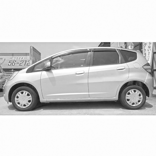 Стекло боковое в кузов Honda Jazz '08-'13/ Fit '07-'13 переднее левое контрактный