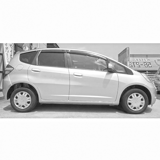 Стекло боковое в кузов Honda Jazz '08-'13/ Fit '07-'13 переднее правое контрактный
