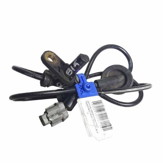 Датчик ABS Nissan Wingroad '02-'05/ Mazda Familia Van '02-'05 2WD передний правый контрактный