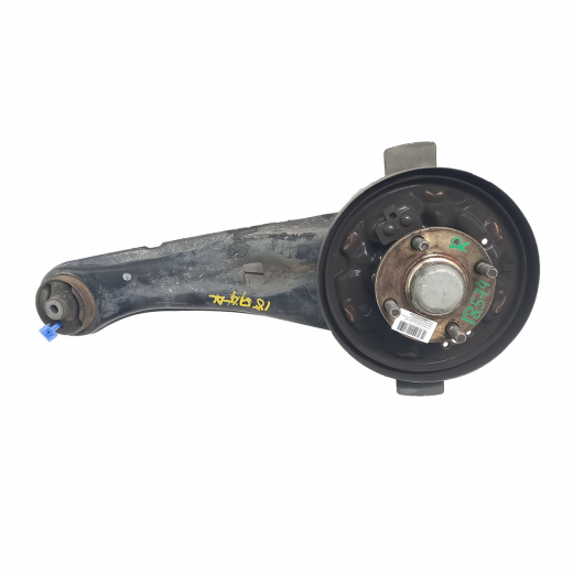 Ступица задняя Mitsubishi Lancer '03-'10/ Cedia '00-'03/ Lancer Cargo '03-'08 правая с рычагом барабан 4x100 без ABS контрактная