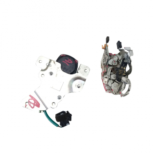 Замок двери Mazda Bongo Brawny Van '99-'10/ Bongo/ Nissan Vanette '99-'19 передней левой Контрактный