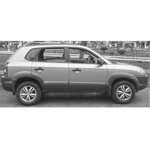 Стекло боковое в кузов Hyundai Tucson '04-'10 заднее правое контрактное