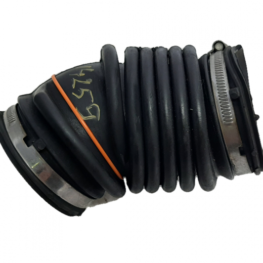 Патрубок воздушного фильтра Ford Focus II '04-'11/ C-Max '03-'10 (HXD, HWD, SHD, SID, QQD, AOD, Q7D, SYD) контрактный