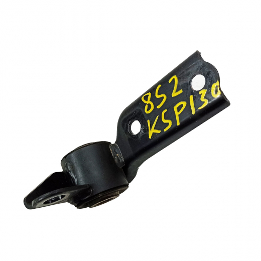 Подушка двигателя Toyota Vitz '10-'19 (1KR-FE) 2WD CVT задняя верхняя контрактная