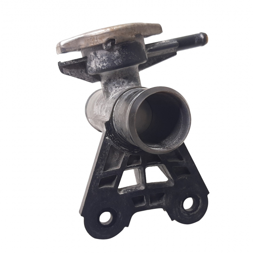 Горловина радиатора 1KR-FE, 2SZ-FE Toyota Vitz '05-'10/ Vitz '10-'21/ Belta '05-'12/ Ractis '05-'10/ Yaris '05-'10/ Yaris '10-'21 контрактная