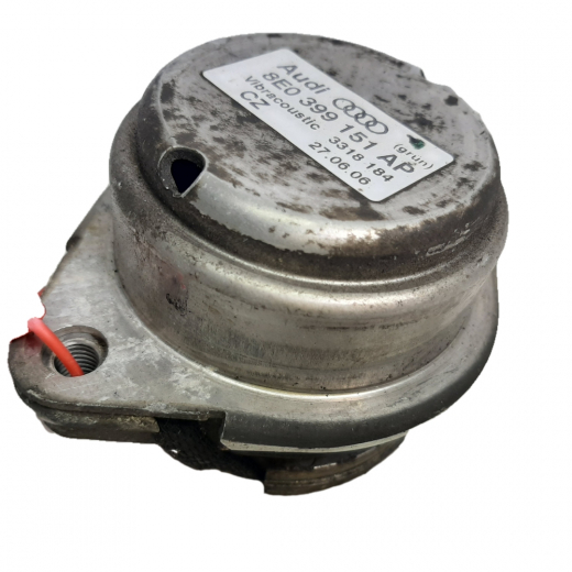Подушка двигателя Audi A4 '04-'08 (BWE) акпп контрактная