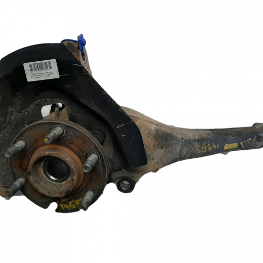 Ступица передняя Nissan Pathfinder '05-'14/ Navara '05-'19 4WD 6x114 (ABS) левая контрактная