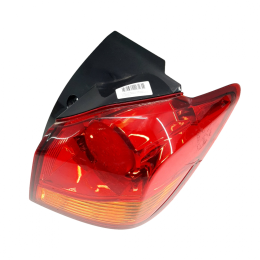 Стоп сигнал Mitsubishi ASX / RVR '10-'19 правый (93-72) контрактный