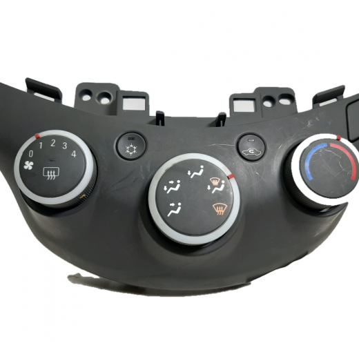 Блок управления печкой Chevrolet Spark '10-'25/ Spark '10-'15  контрактный
