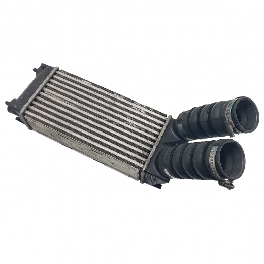 Интеркулер Citroen C4 '10-'16/ Peugeot 3008 '09-'17/ 308 '08-'14 (9HR DV6C, 5F02 EP6CDT, 5VF) Контрактный