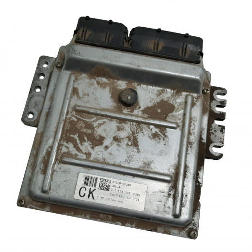 Компьютер двигателя Suzuki Escudo '05-'15 (H27A) AT контрактный 33920-66JA0