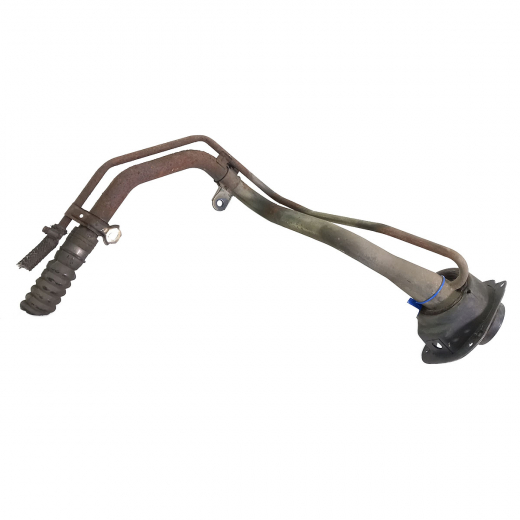 Горловина топливного бака Toyota Corona '92-'96/ Caldina '92-'02/ Carina '92-'96/ Carina E '92-'97 контрактная