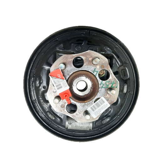 Ступица задняя Honda CR-V '95-'02 левая 80мм барабан 5x114 4WD без ABS контрактная