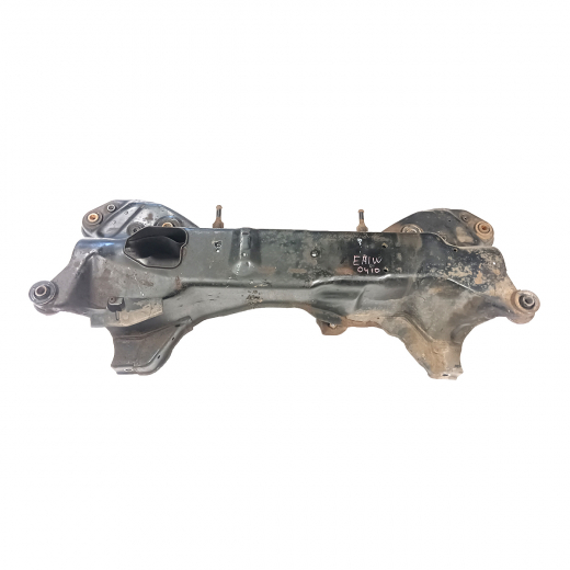 Балка подвески передняя Mitsubishi Galant '96-'05/ Legnum '96-'02 (2WD) контрактная