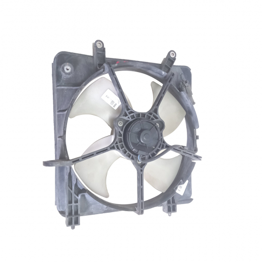 Вентилятор радиатора Honda Mobilio '01-'08/ Mobilio Spike '02-'08 (L15A, L15A VTEC) левый контрактный