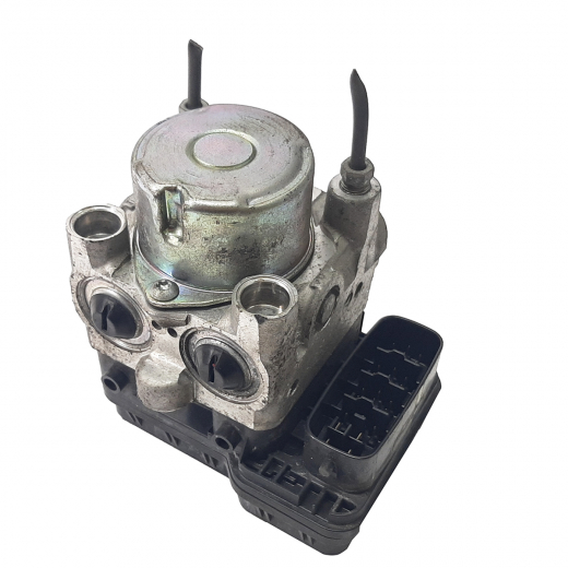 Блок ABS Toyota Noah/ Voxy '04-'07 (1AZ-FSE) 2WD контрактный