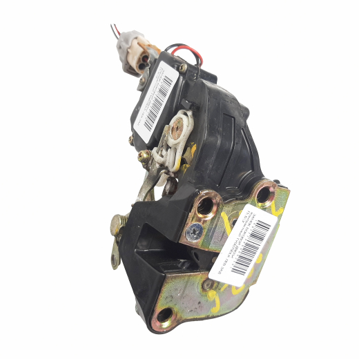 Замок боковой двери Toyota Corona '92-'96/ Caldina '92-'02 задней левой контрактный