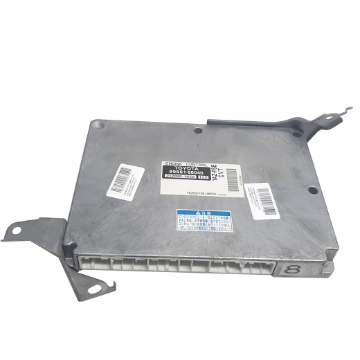 Компьютер двигателя Toyota Wish '03-'09 (1AZ-FSE) контрактный 89661-68040