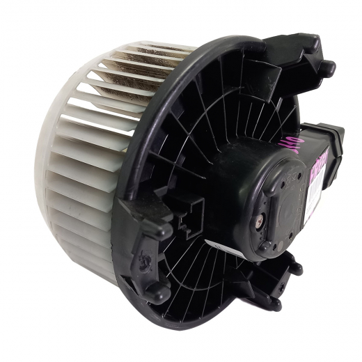 Моторчик печки Honda Freed '08-'16/ Freed Spike '10-'16 контрактный