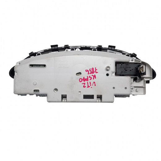 Табло приборов Toyota Vitz '07-'08 (1KR-FE, 2NZ-FE, 2SZ-FE) оптитрон, без тахометра CVT контрактное 8380052N40, 8380052N41