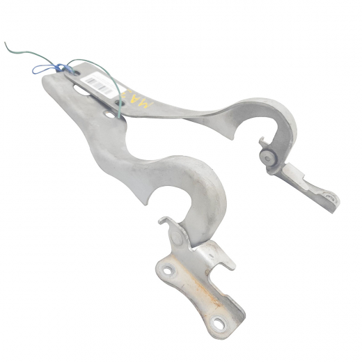 Шарниры капота Suzuki Chevrolet MW '00-'10/ Wagon R Solio '00-'04/ Wagon R Plus '99-'00/ Solio '04-'11 пара контрактные