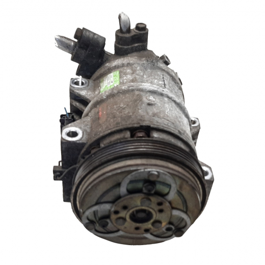 Компрессор кондиционера Nissan Bassara/ Presage '99-'01 (KA24DE) контрактный 