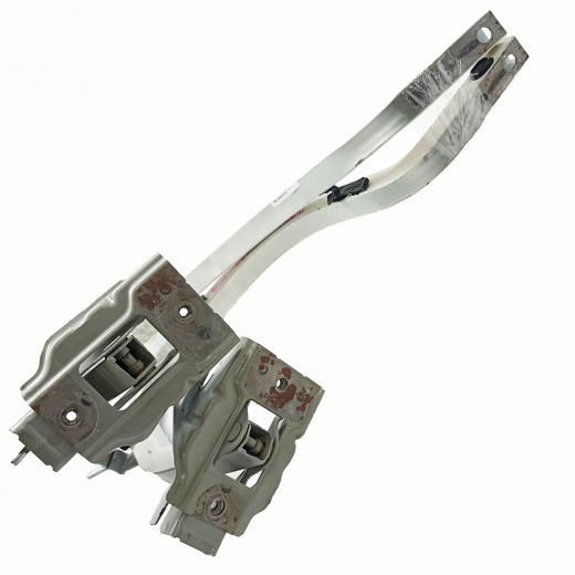 Шарнир крышки багажника Toyota Mark II '00-'04/ Verossa '01-'04 комплект контрактный