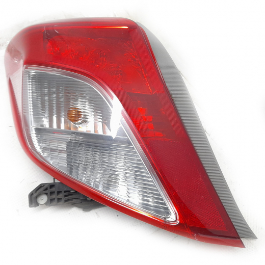 Стоп сигнал Toyota Vitz '10-'14 левый (52-228) контрактный