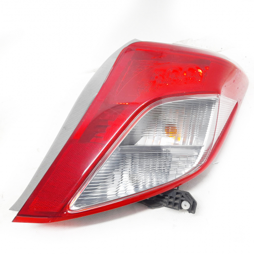 Стоп сигнал Toyota Vitz '10-'14 правый (52-228) контрактный