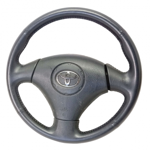 Руль Toyota Corolla '02-'06/ Allex '02-'06/ Allion '01-'03/ bB '03-'05/ Fielder '02-'06/ Opa '02-'05/ Premio '01-'03/ Runx '02-'06/ Spacio '03-'07 Airbag (3 луча, кожа) контрактный 