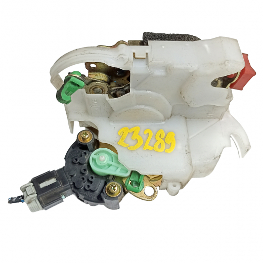 Замок боковой двери Nissan Caravan/ Homy '01-'12/ Avenir '98-'05/ Elgrand '02-'10/ Expert '99-'07/ Liberty '98-'05/ Tino '98-'03 передней правой контрактный
