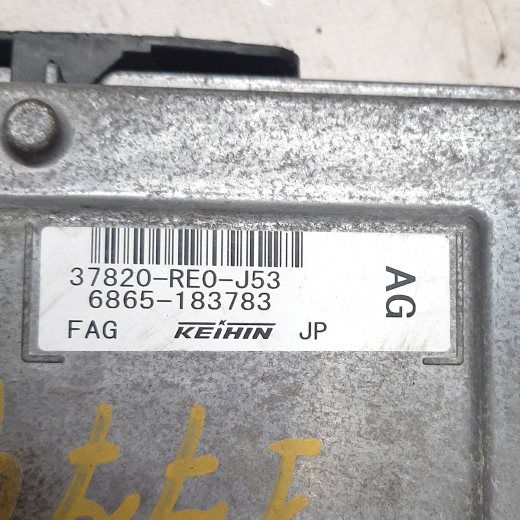 Компьютер двигателя Honda Fit '07-'13 (LDA-MF6) 2WD CVT контрактный 37820-RE0-J53