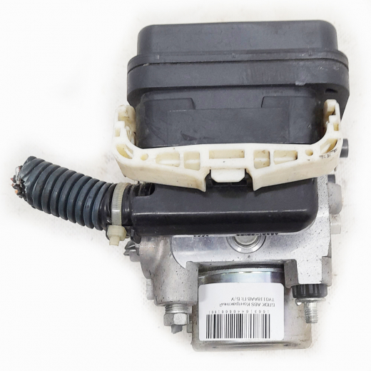 Блок ABS Toyota Ractis '05-'10 (2SZ-FE, 1NZ-FE) 2WD контрактный