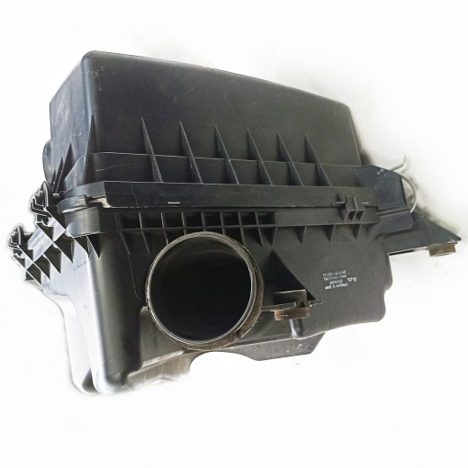 Корпус воздушного фильтра Toyota Camry '11-'15 (2AR-FE) контрактный 