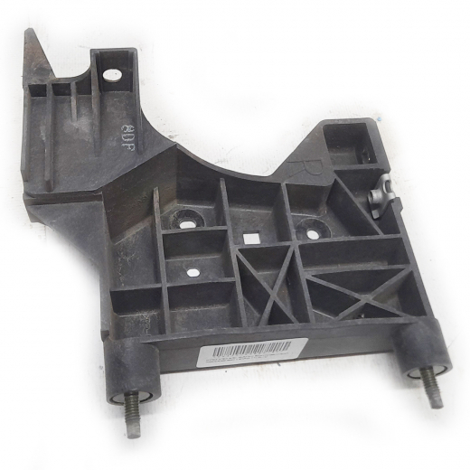 Крепление фары Nissan Presage '98-'01 правой Контрактный