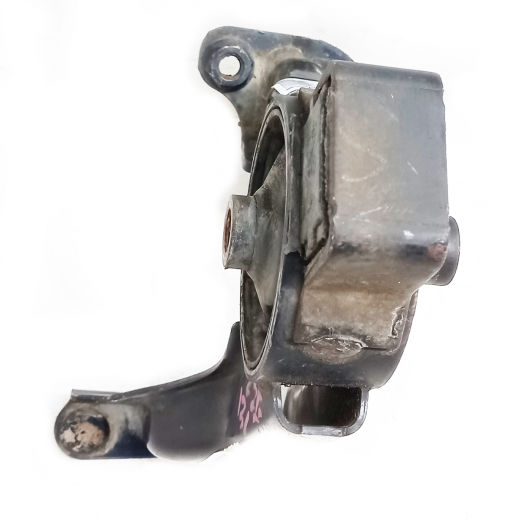 Подушка двигателя Toyota Voltz '02-'04/ Matrix '02-'08 (1ZZ-FE, 2ZZ-GE) 2WD AT задняя контрактная